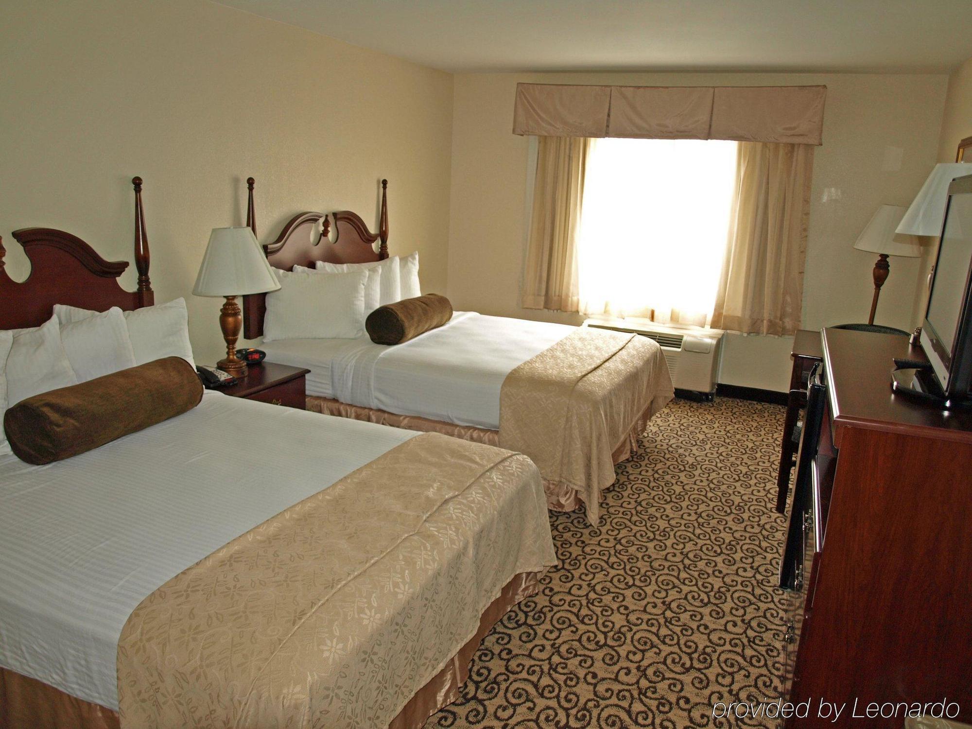 Baymont By Wyndham Columbia Fort Jackson Room photo