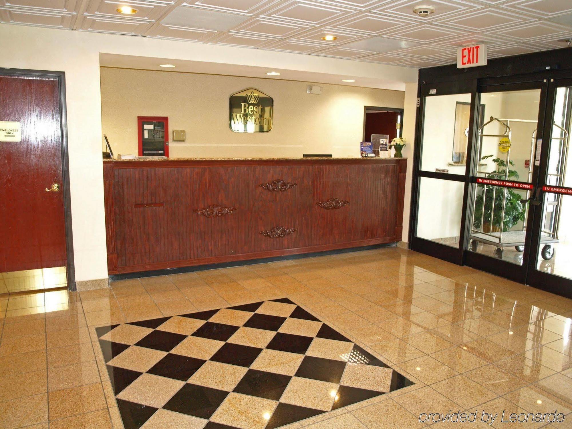 Baymont By Wyndham Columbia Fort Jackson Interior photo